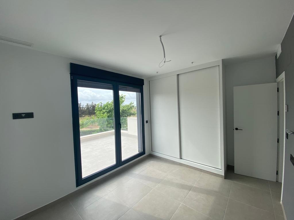 14 Villa in Los Alcazares, 400m from the sea