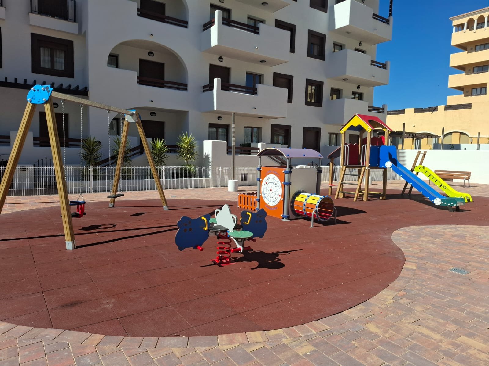 Apartamentos de 1 y 2 dormitorios en Serena Golf