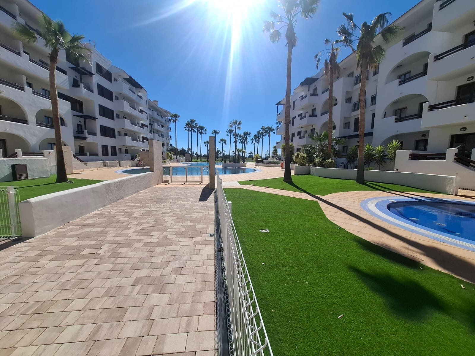 Apartamentos de 1 y 2 dormitorios en Serena Golf
