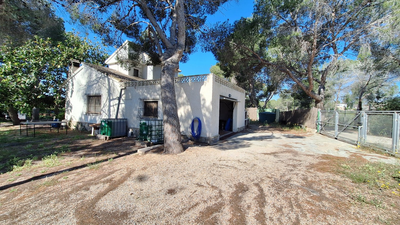 Casa independiente con piscina privada en Pinar de Campoverde