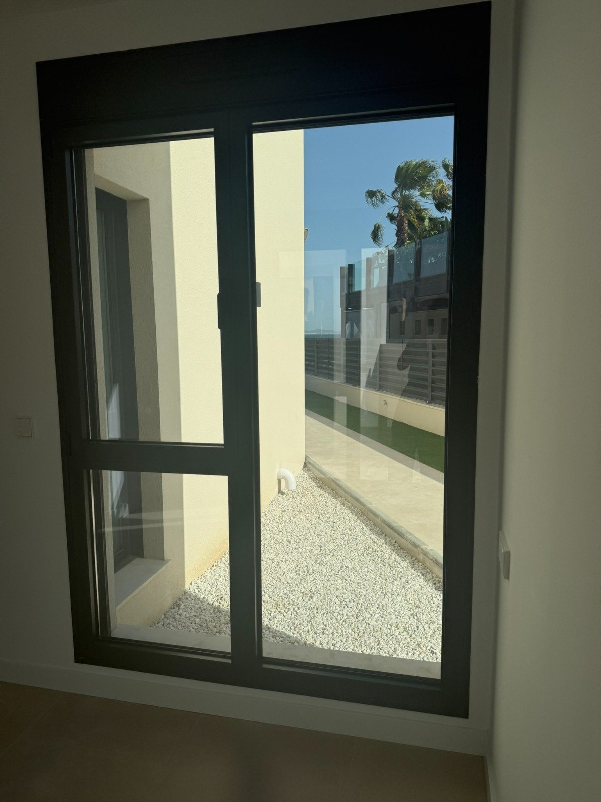 Exclusiva villa de lujo en primera línea de mar en Los Alcázares