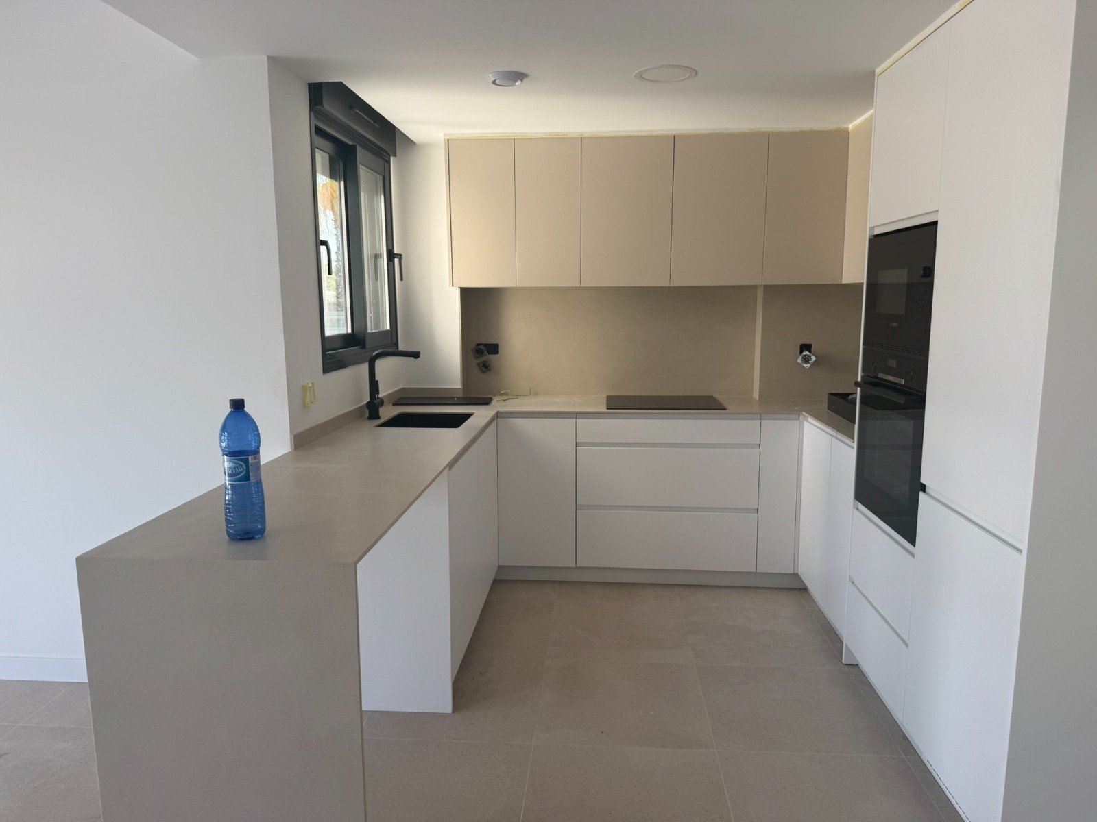 Exclusiva villa de lujo en primera línea de mar en Los Alcázares