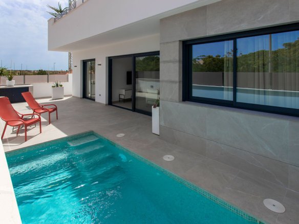 Villa de 3 dormitorios en Sucina